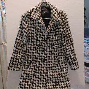 George black&white plaid size 10-12 lined button coat with pockets